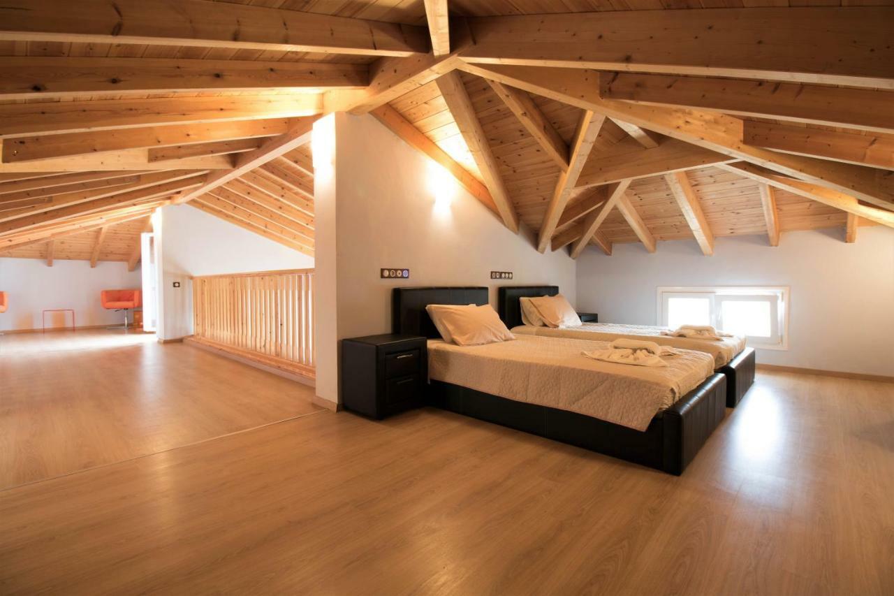 Villa De La Mer Agios Stefanos Avliotes  Eksteriør billede