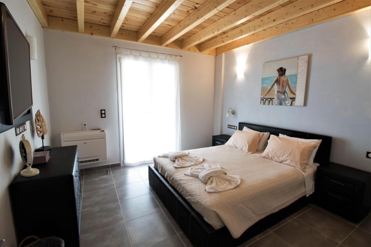 Villa De La Mer Agios Stefanos Avliotes  Eksteriør billede